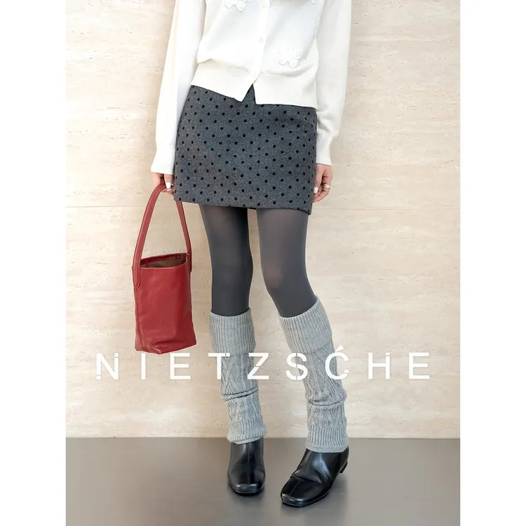 尼采 官方直营｜波点半裙｜法式洋气！显瘦A字短裙女装半身裙30223