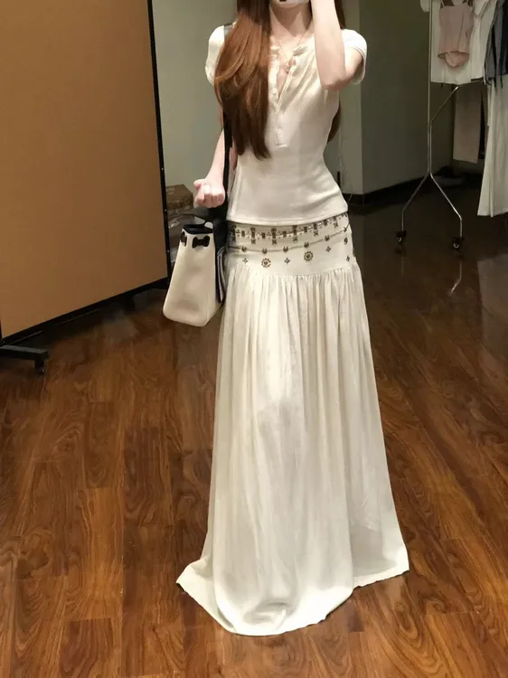 早秋度假A字半身裙女裙子假日复古百搭休闲珠片低腰烫钻长裙8462