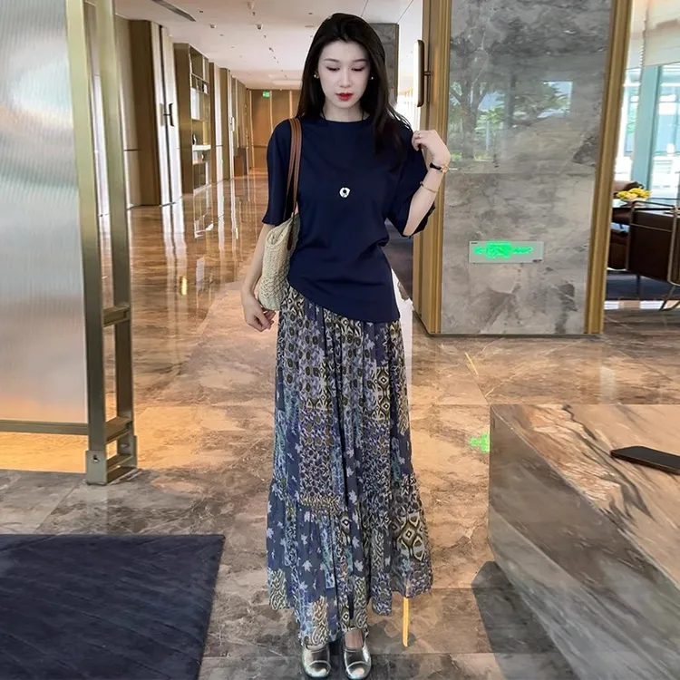 时尚连衣裙套装女2025夏季新款不规则短袖T恤碎花半身裙两件套潮