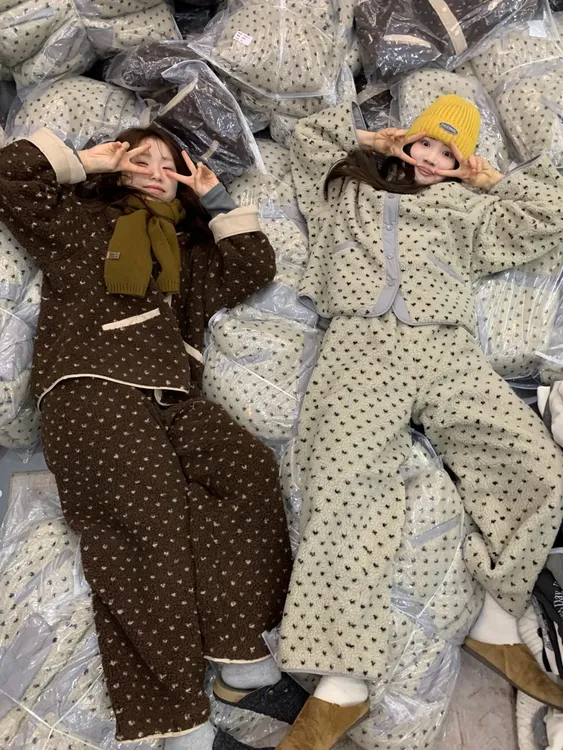 【DMXJ大梦想家】韩系波点气质米粒绒睡衣女秋冬季款保暖家居服套装