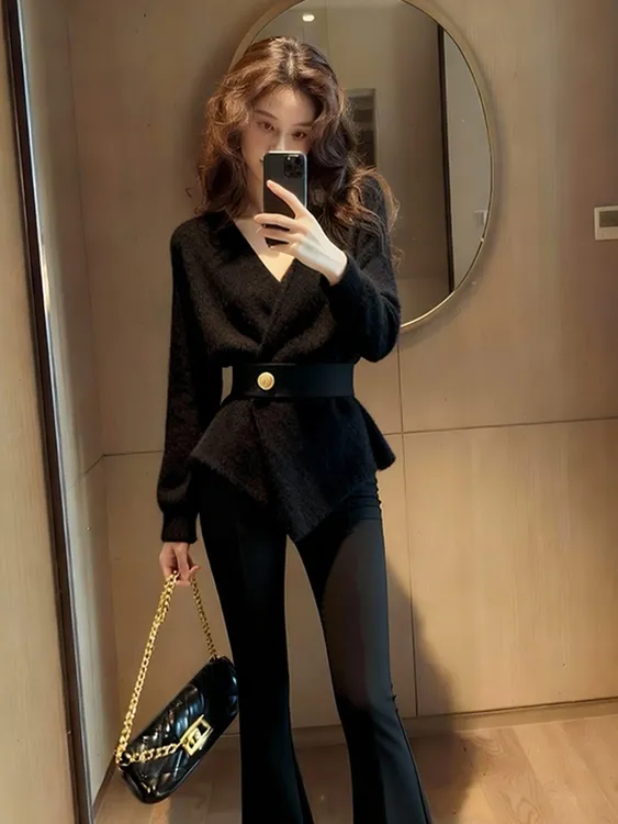 SS3577法式赫本风黑色V领短款针织上衣高级感气质毛衣喇叭裤套装