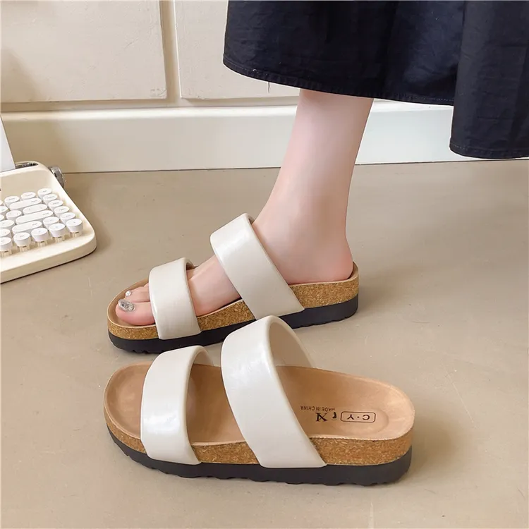 厚底勃肯拖鞋女夏外穿女2025新款夏季女士软木时尚一字拖外穿凉拖