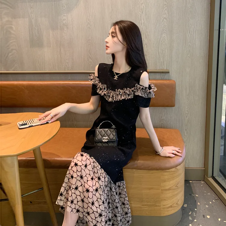 法式小香风露肩连衣裙女夏季2025新款显瘦减龄气质高级感拼接裙子