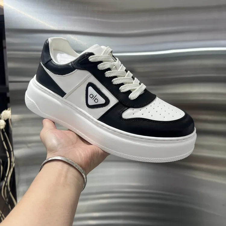 新款时尚舒适潮流轻便透气增高休闲鞋低帮英鞋子98833厚底运动鞋