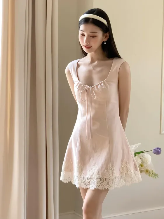 2025夏季新款时尚连衣裙气质显瘦性感温柔甜美辣妹外穿洋气休闲女