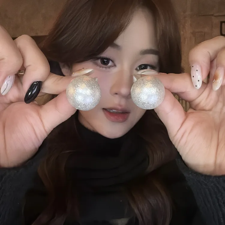 铜合金耳饰 夸张超大面包珍珠耳钉女2026新款高级感耳环气质独特
