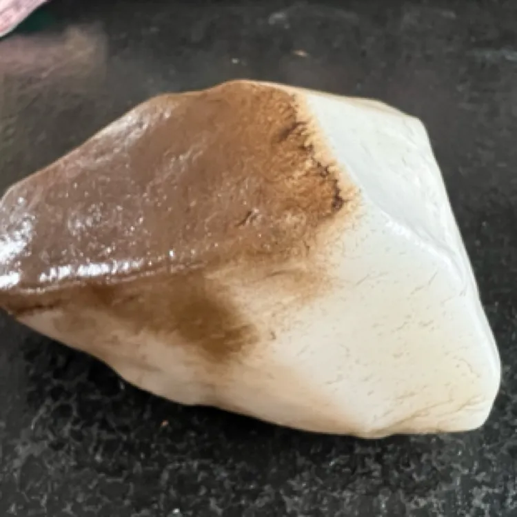 新疆哈密金丝子料观赏石小摆件、手把玩