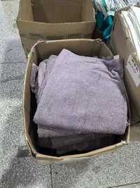 《厚广家》3楼90×150香芋紫全棉毛圈浴巾 发1张，微瑕疵