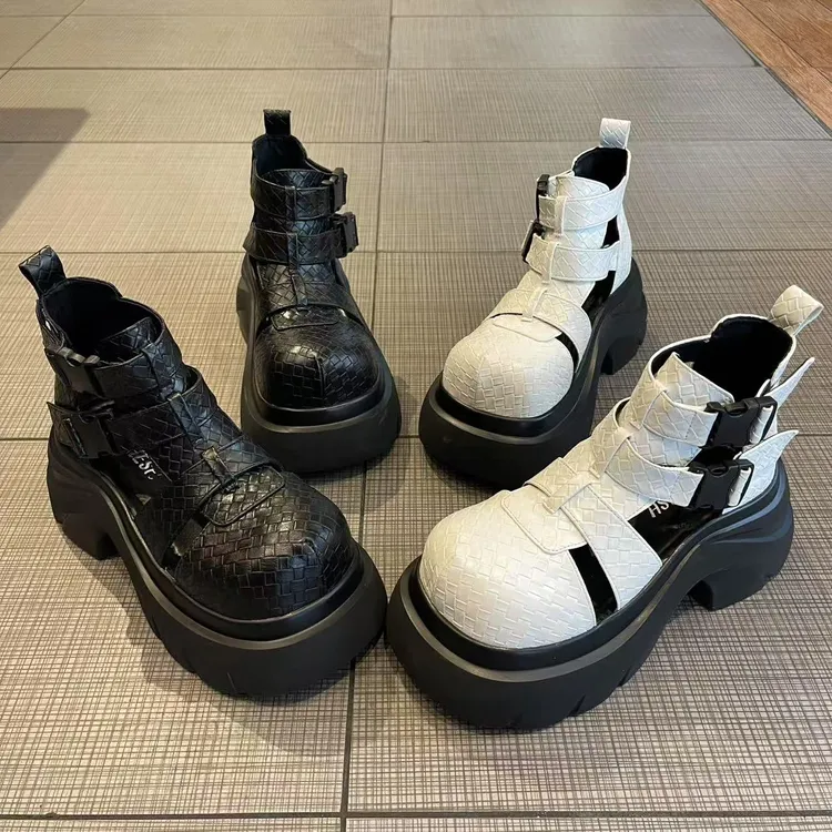 外穿时尚百搭舒适2025新款厚底凉鞋女镂空女休闲猪笼鞋女鞋潮鞋浩