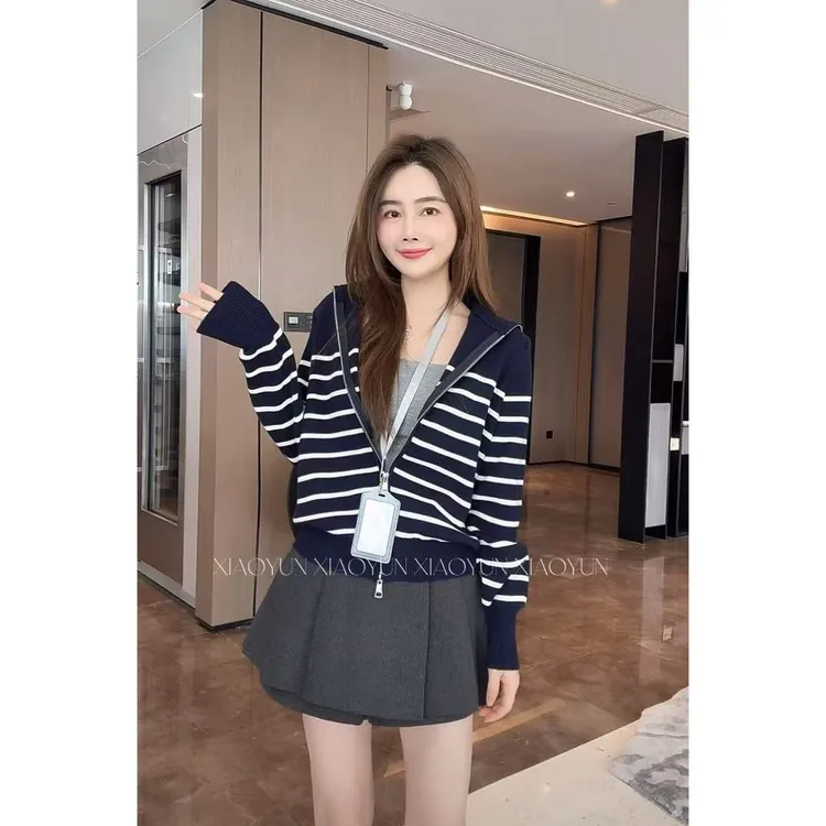 【设计感条纹针织衫】小允姐姐2025新款时尚高级针织衫