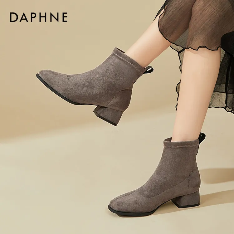 达芙妮粗跟马丁靴女2025新款冬季方头加绒切尔西靴保暖短筒瘦瘦靴