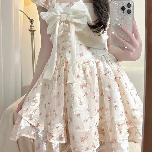 法式甜美风小飞袖碎花连衣裙女夏小个子蝴蝶结收腰在逃公主短裙子