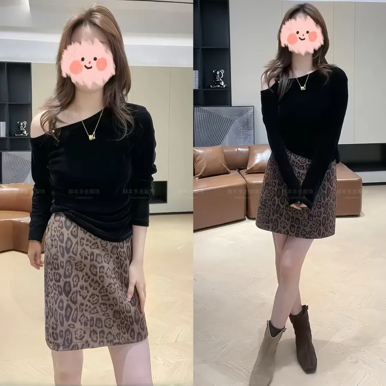 2025早秋新款显瘦韩版斜肩丝绒修身长袖打底洋气时尚复古短裙套装