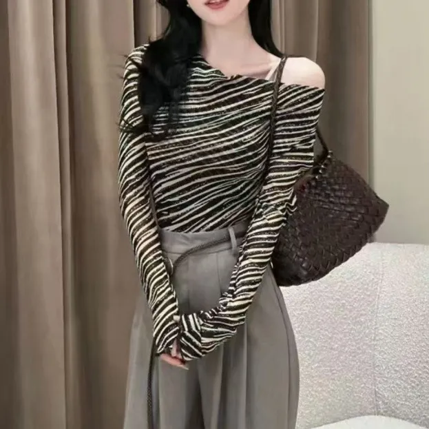 网红上衣朱朱家高定设计感斑马纹长袖T恤女秋季新款打底衫上