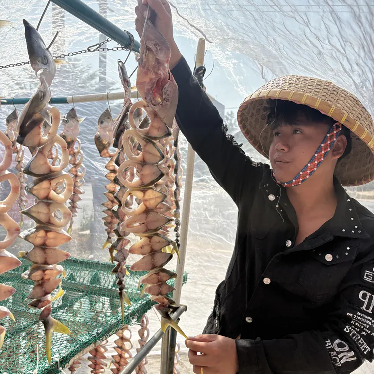 二冰弟媳自家淡晒湛江金鲳鱼顺丰包邮