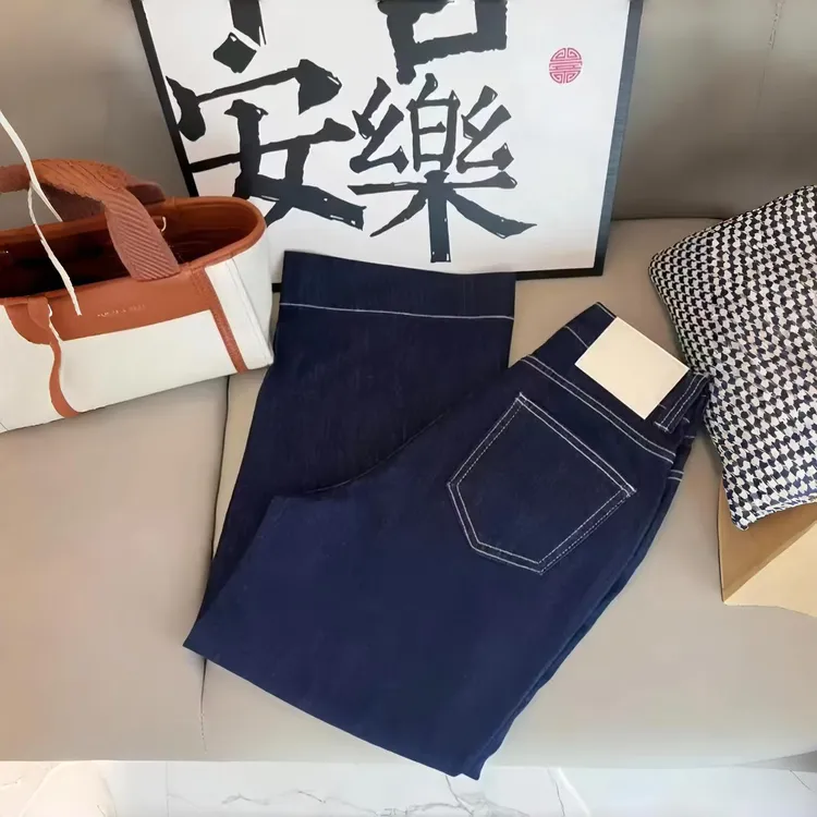 丹宁蓝直筒牛仔裤女士2025年春秋八分新款弹力高腰显瘦九分长裤子