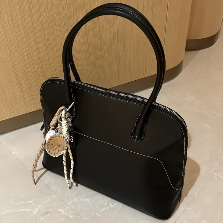 高智感黑色腋下单肩公文包秋冬女士复古手提包