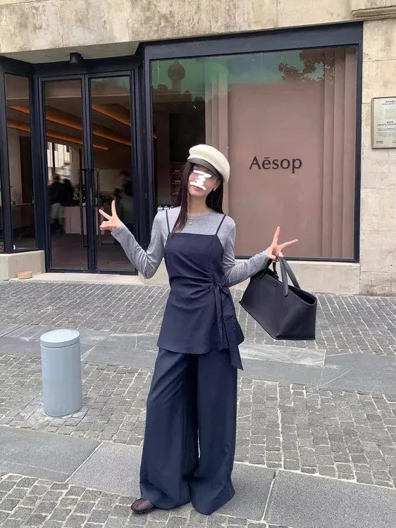 韩系穿搭吊带背心长袖T恤打底衫上衣两件套女秋季休闲裤时尚套装