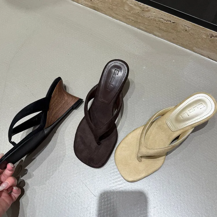 增高7cm~小众方头木纹坡跟人字拖夏季百搭舒适高跟夹脚凉拖鞋女