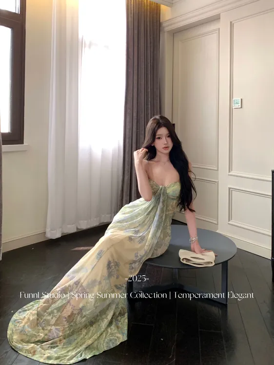 梦华录//油画绿色印花吊带长裙绝美海岛出片度假裙~弹力网纱款