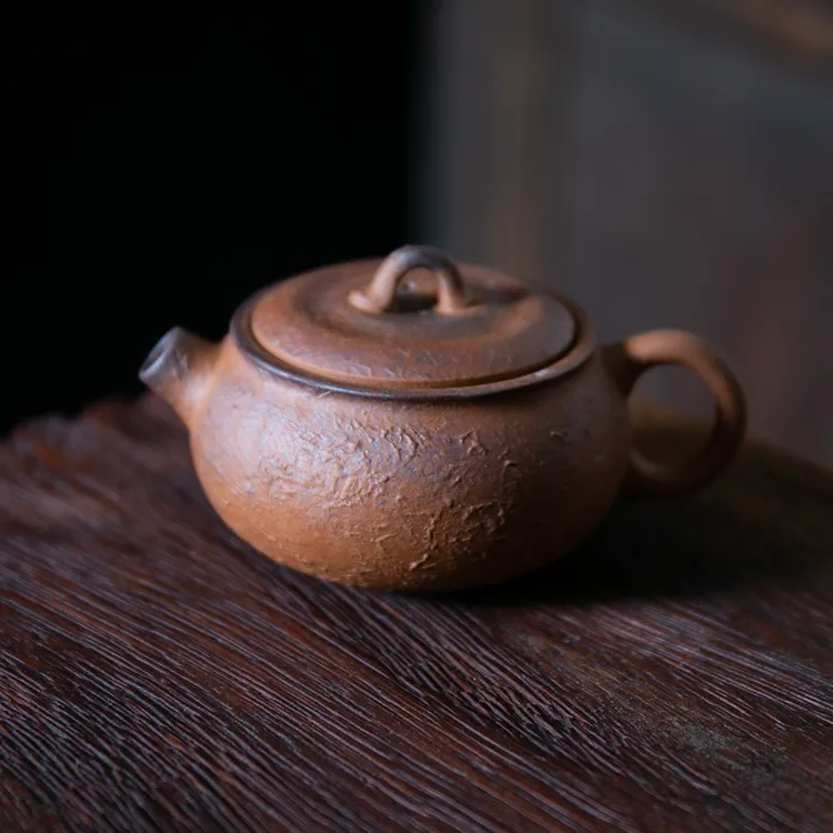 【正版川冶】扁橘壶.6838.粗陶老岩泥中式复古原矿泡茶壶泡茶器紫砂