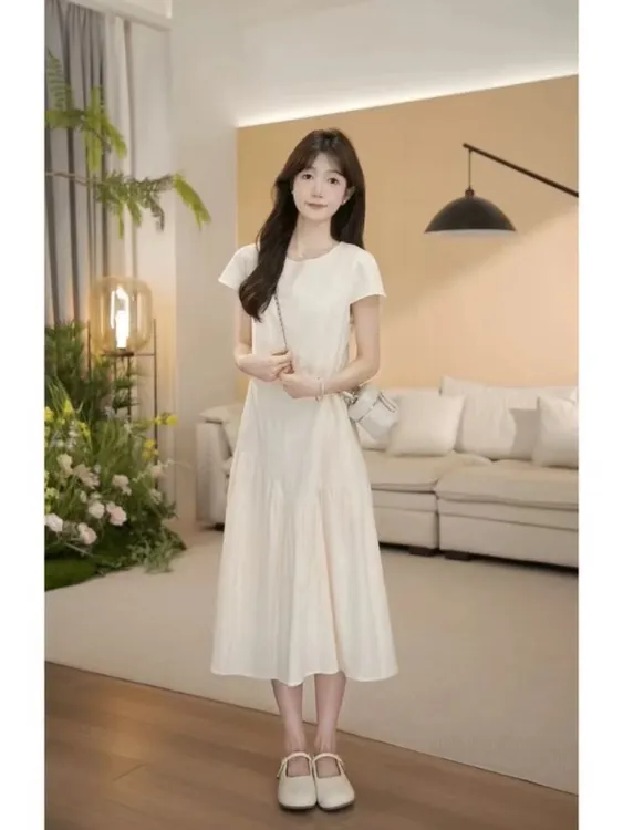 法式小个子显高连衣裙高级感夏季2025 新款气质圆领显瘦小众裙子