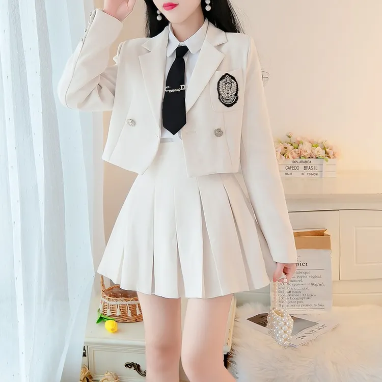 英伦学院风套装女2025春装新款JK制服西装短外套百褶裙减龄两件套