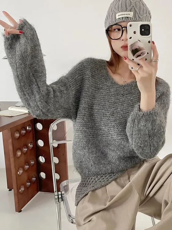 2025新款慵懒风V领套头长袖毛衣女秋季超好看漂亮绝美针织衫上衣