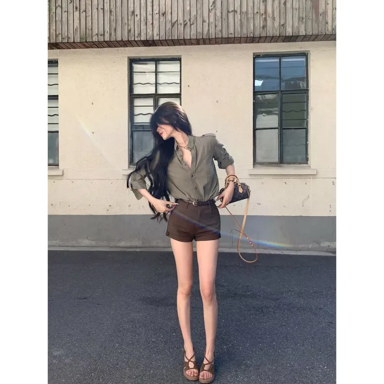 【松弛主义】早秋韩系复古风宽松感翻领工装衬衫女~短裤套装Y3152