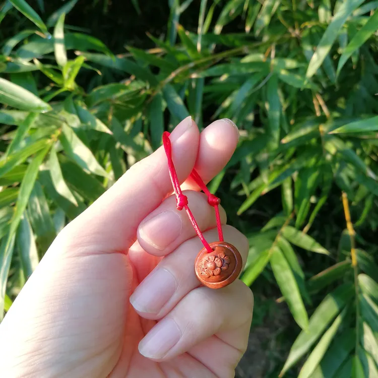 非金属木质手链 男女通用三花桃筐爱心/水滴/铃铛可爱女款学生饰