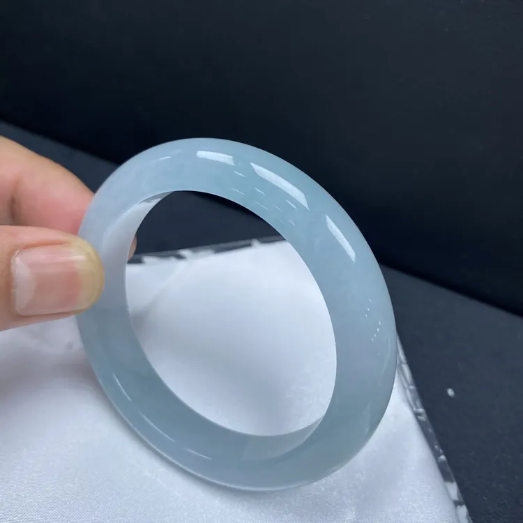 缅甸天然A货翡翠美人镯女款