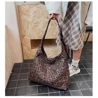 韩国小众豹纹包女2025新款秋冬潮复古大容量单肩通勤包斜挎托特包