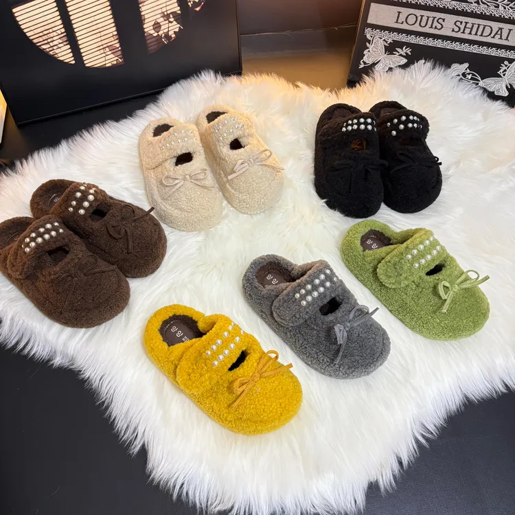 2025新款包头居家时尚百搭休闲卡通情侣珍珠毛绒平底保暖棉拖女