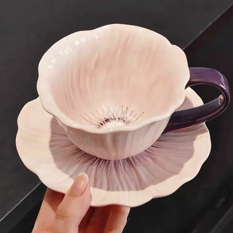 MOMO特别好看的咖啡杯子小众高颜值拿铁杯文化创意礼品 杯碟套装