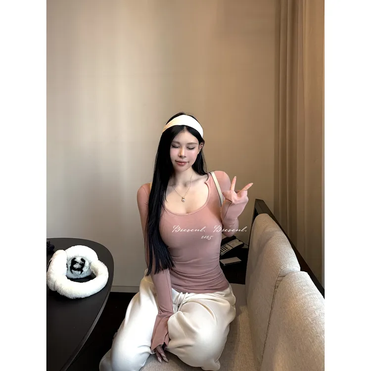 黑泽玄七“面包领2.0"｜ 冬季supple弹力丽丝绒小打底贯穿全季币收！