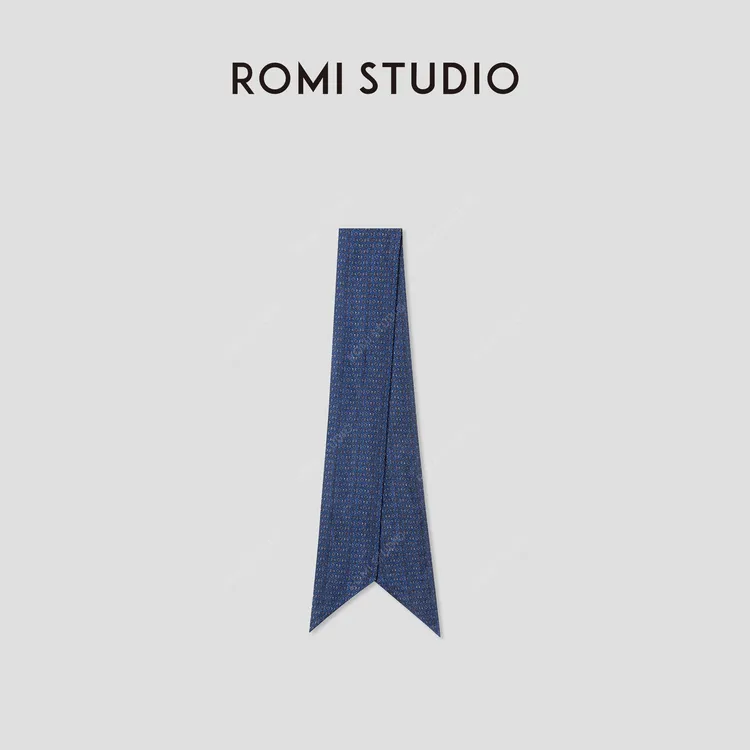 ROMI STUDIO 100%桑蚕丝轻盈柔感几何印花菱形丝巾 RWCAP34850