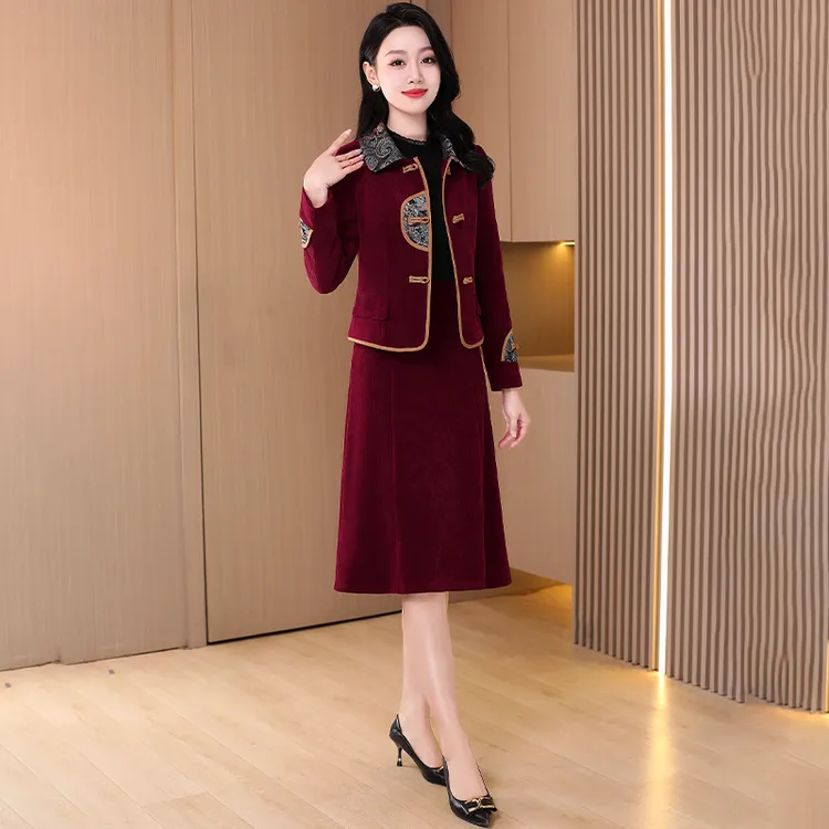 高级感结婚妈妈婚宴装礼服连衣裙女国风旗袍秋冬季喜婆婆加厚套装