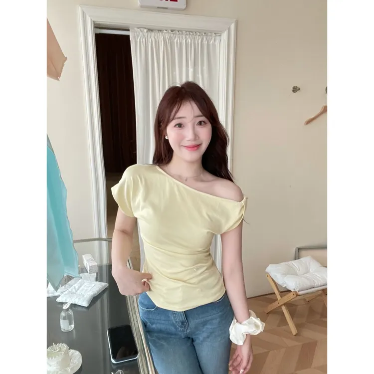 YPP！【曼波夏日】ju好穿斜肩上衣服设计感小众百搭慵懒风款式短T