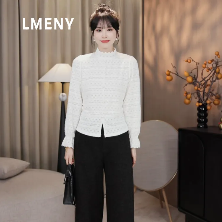 LMENY“温柔白月光”朦胧美～半高领收腰开叉珍珠扣蕾丝打底25DT001