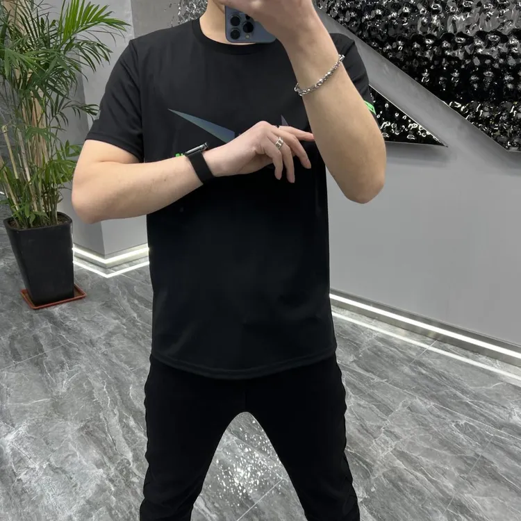 男士高舒适度T恤