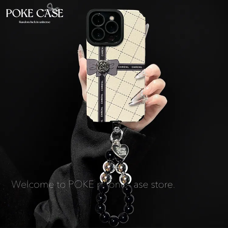 轻奢瞳眼小羊皮小香风适用于苹果16华为vivo小米oppo手链手机壳