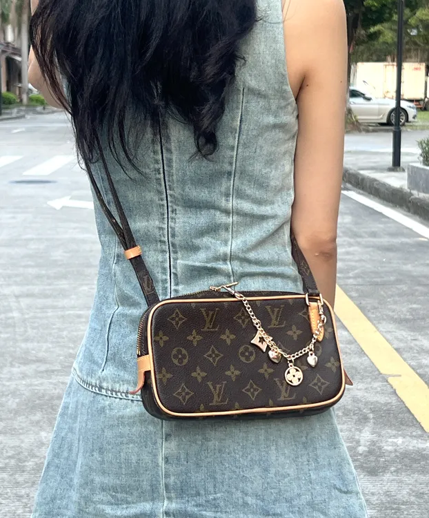 修复品LouisVuitton/路易威登【新植鞣】迪士尼联名款相机包