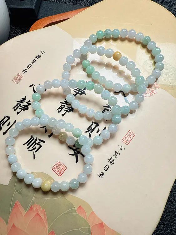 天然翡翠手串 新号福利【多样性发货 发一件】