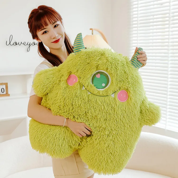 小怪兽珊瑚绒甄选毛绒玩具女生陪伴公仔生日礼物呆萌舒适柔软可爱