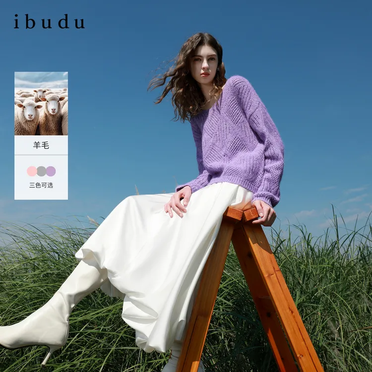 三彩ibudu2026新款镂空针织衫V领毛衫宽松落肩袖套头女