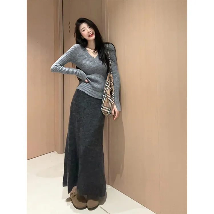 parkyeon秋季新款灰色v领长袖针织衫女气质高腰显瘦a字半身裙套装