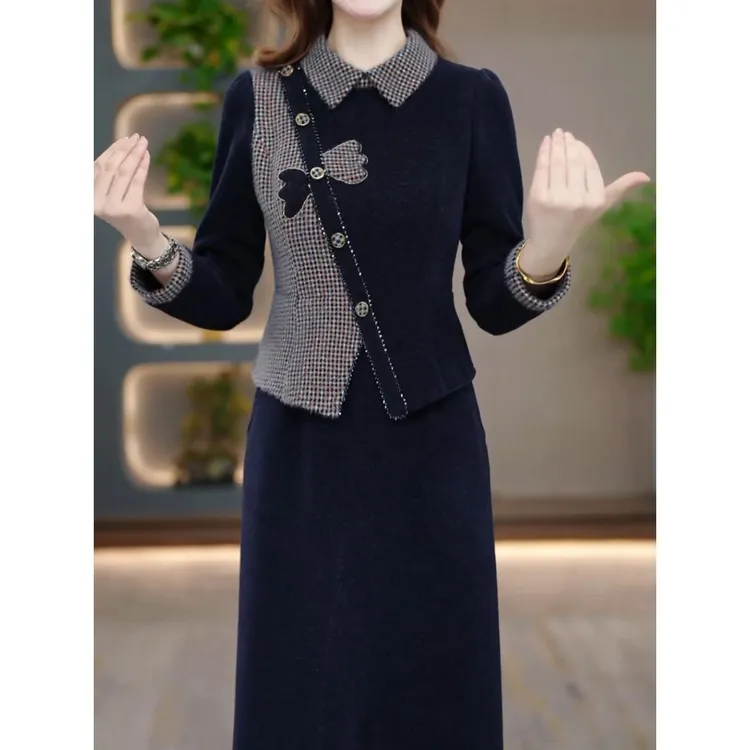 2025年冬季新款高端气质娃娃领假俩件连衣裙女加厚保暖中长款裙子