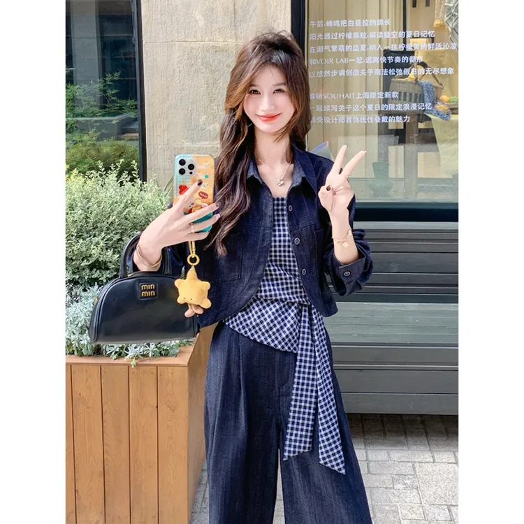 韩系洋气别致套装女2025秋季新款设计感吊带牛仔衬衫阔腿裤三件套