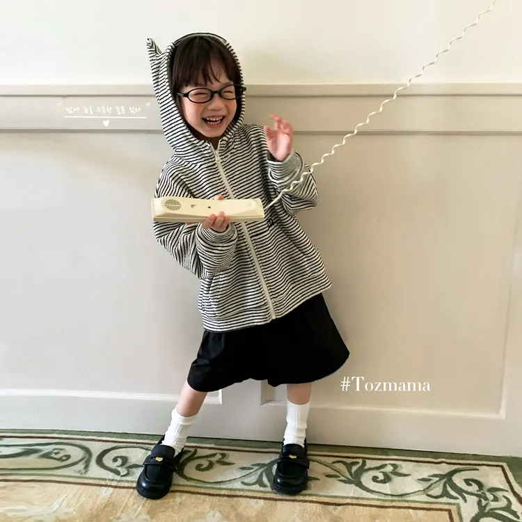 豆几妈 7/8儿童萌趣立体耳朵绣花条纹针织外套男童秋装连帽衫上衣