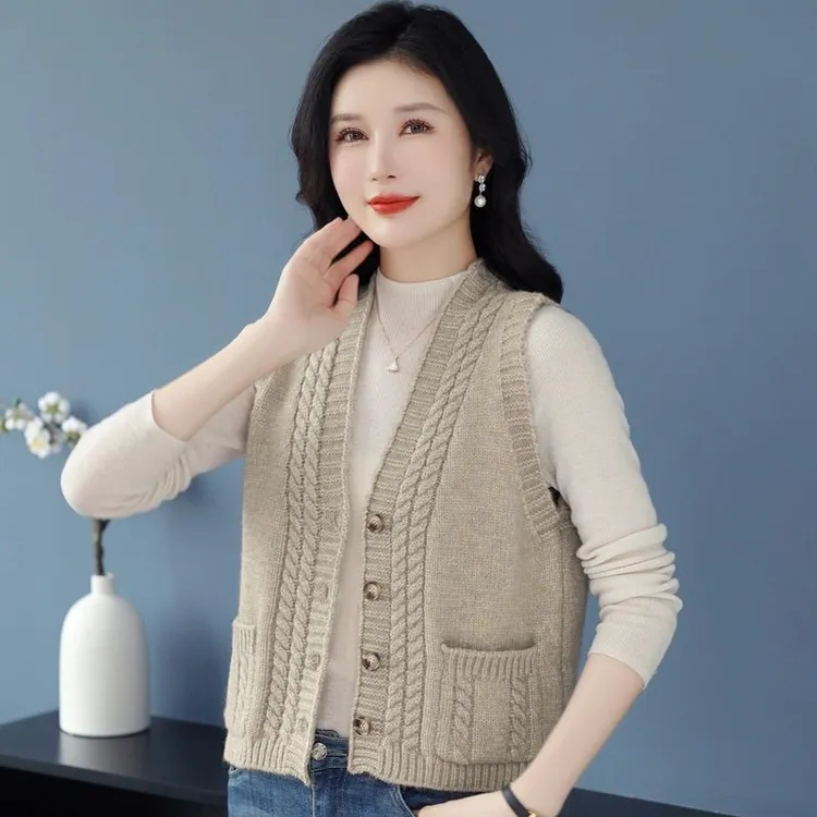 2025新款春秋季毛衣开衫背心时尚遮肉外穿百搭马甲针织夹宽松坎肩